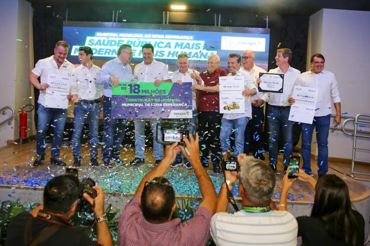 Estado investe R$ 30,6 milhões na pavimentação em concreto de estradas rurais em Nova Esperança